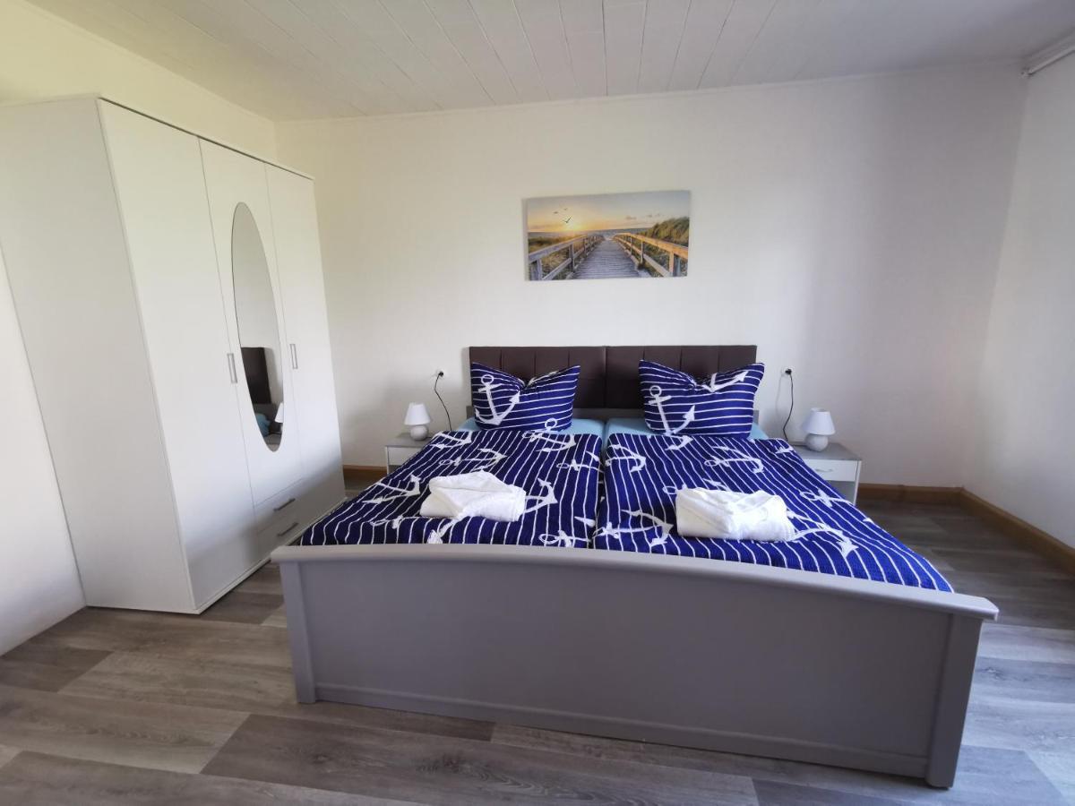 Ferienwohnung Am Stadtrand Garz Ruegen ภายนอก รูปภาพ